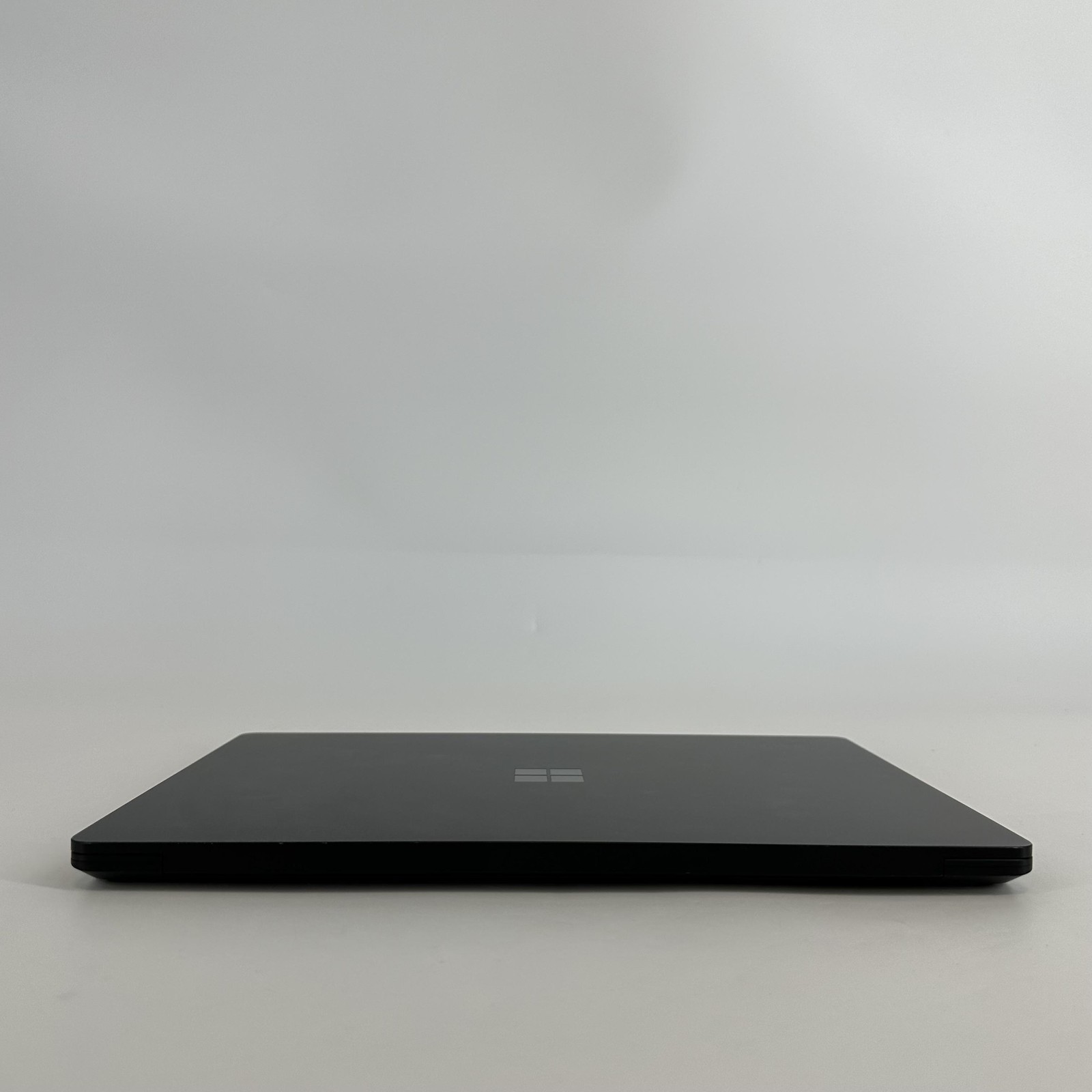Microsoft Surface Laptop 4 13.5 Black 2K TOUCH 2.2 GHz Ryzen 5 4680U 16GB 256GB