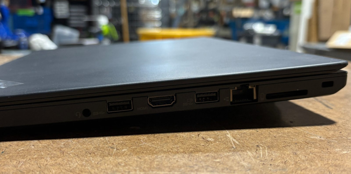 Lenovo ThinkPad T480 14″ i5-8250U 8GB RAM 256GB SSD No Charger/OS