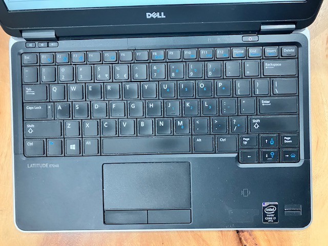 (LOT of 2) Dell Latitude E7240 i7-4600u 8GB RAM 128GB mSATA SSD Windows 10 Pro