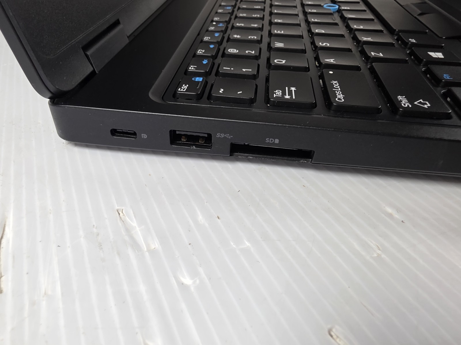 DELL Latitude 5580 Laptop Window 11 FHD Core i5 | 16GB RAM 500GB SSD