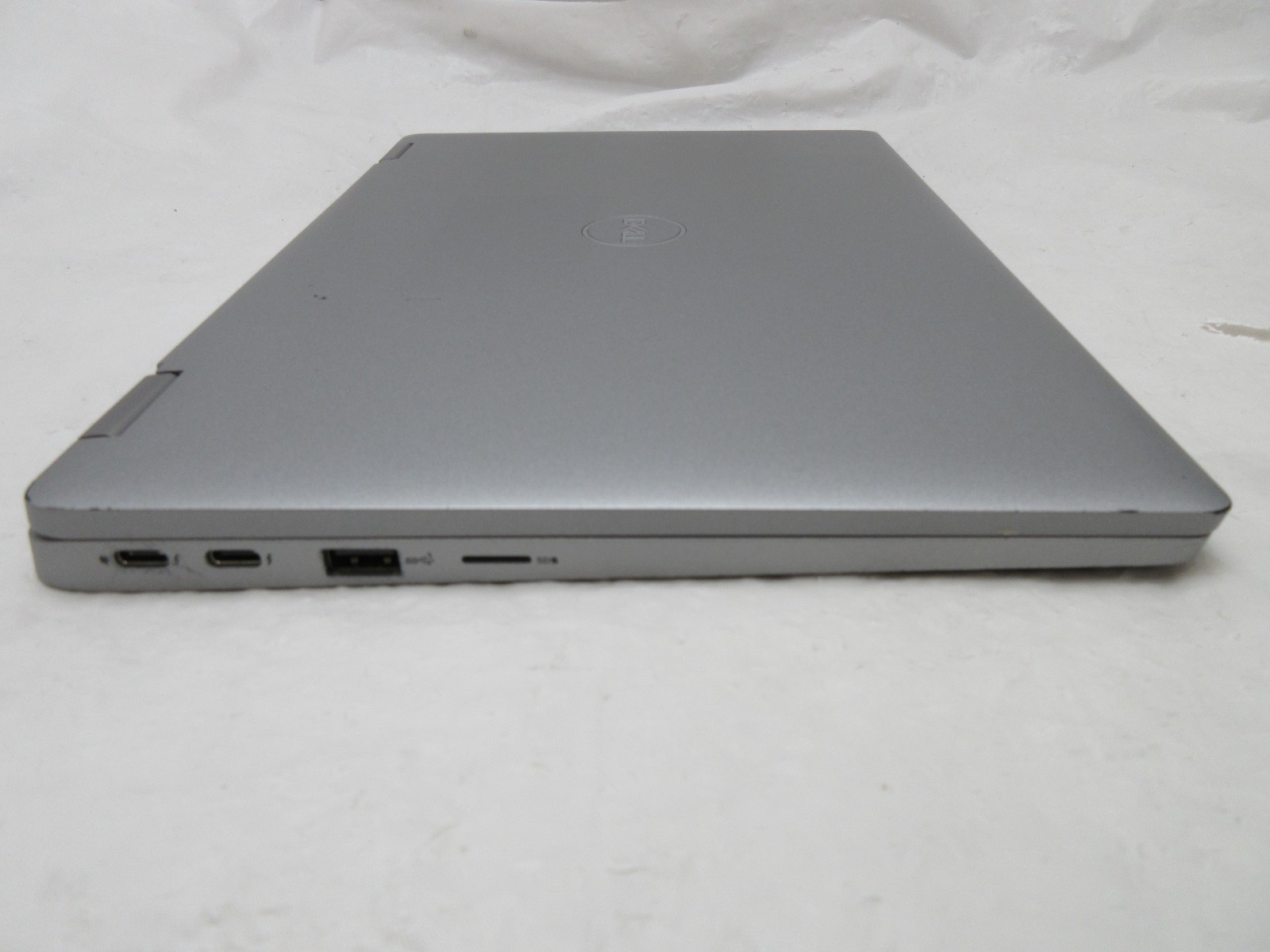 Dell Latitude 5330 13.3″ : i7-1265U 1.8GHz : 32GB RAM : 512GB SSD : Grade C