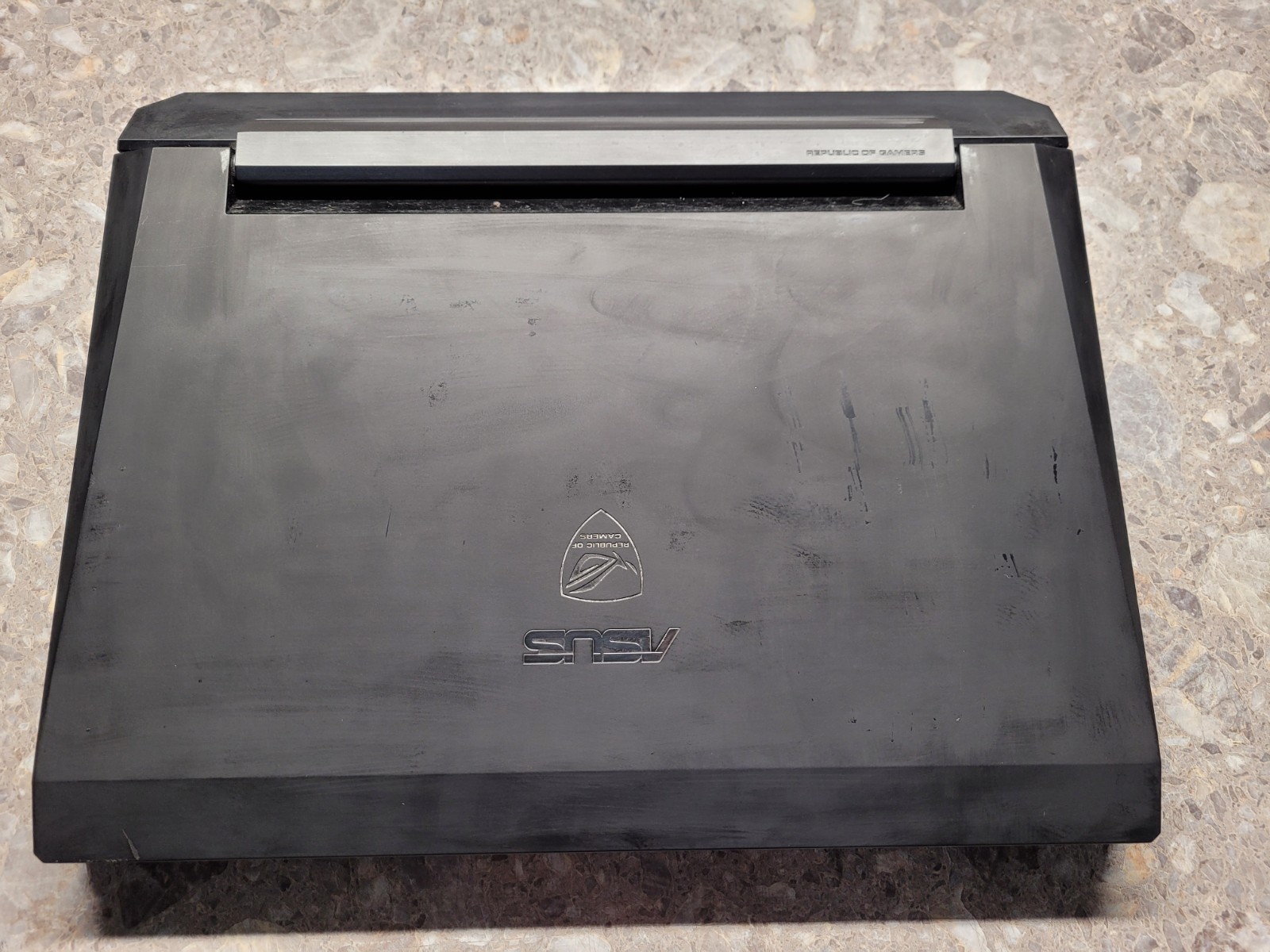 Retro ASUS G74S 17.3″ I7-2670QM NVIDIA GTX 560M 16GB RAM 128GB SSD 700gb HDD