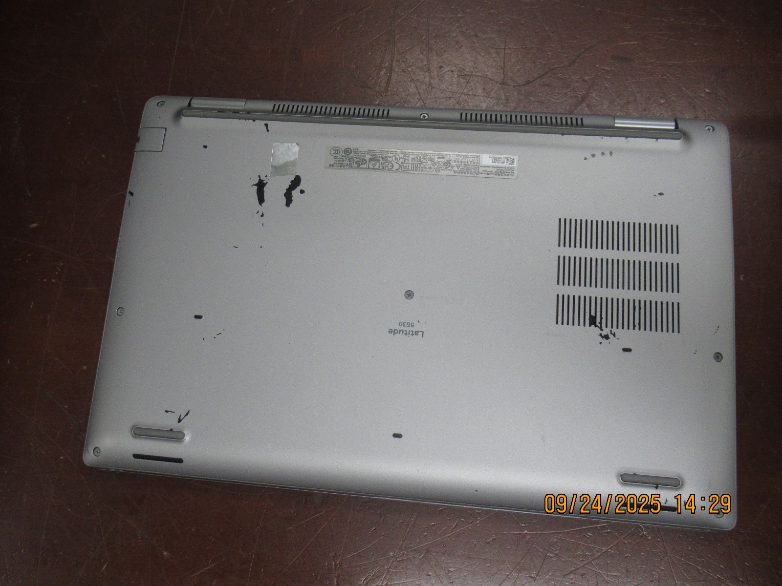 Dell Latitude 5530 i5-1235U 1.30GHz 32GB 512GB M2 SSD 15.6″ Laptop w/ AC [NO OS]