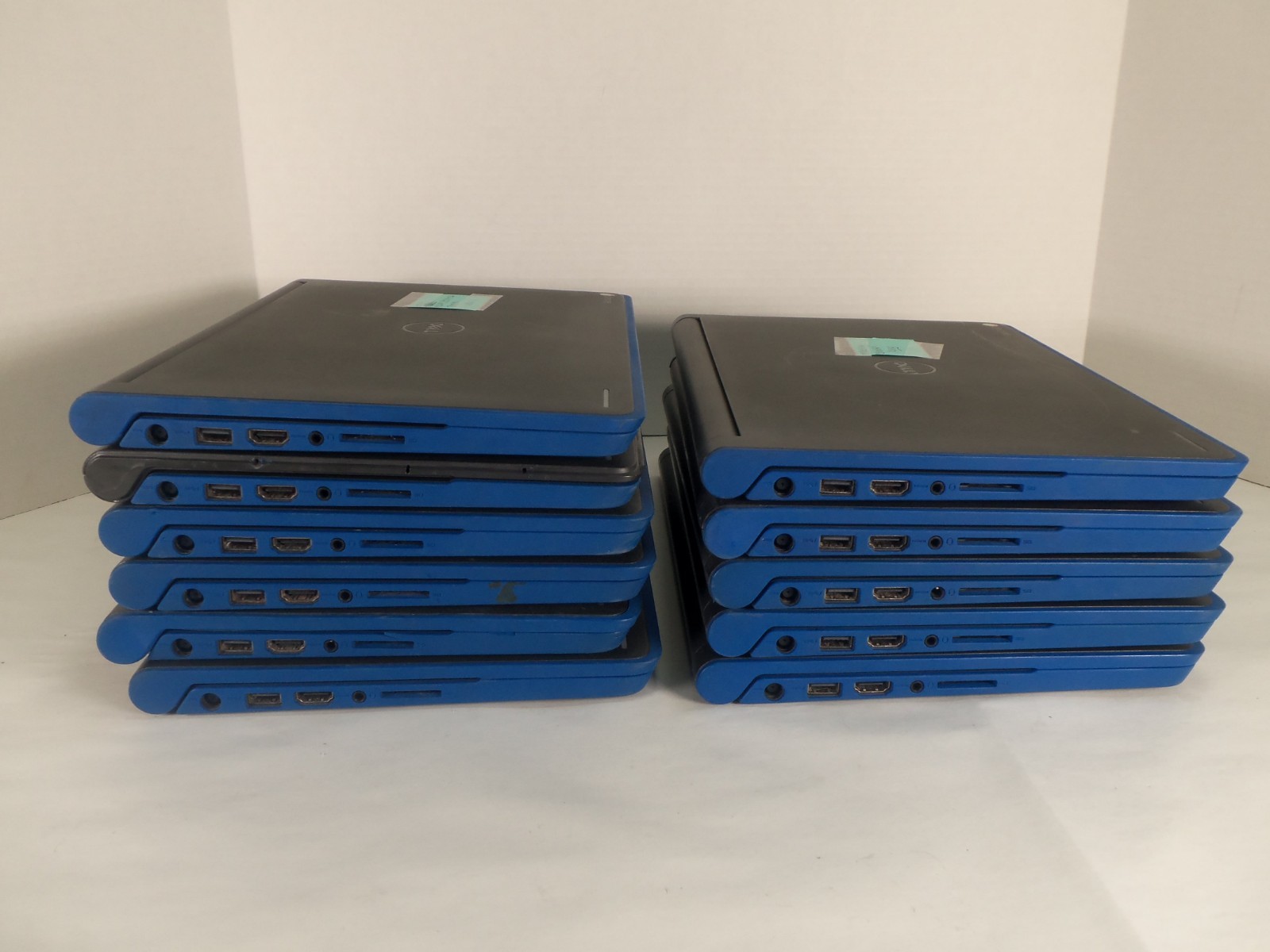 Lot of 11 Dell Chromebook 11 Laptops 11.6″ 4GB RAM Intel Celeron N2840 2.16GHz D