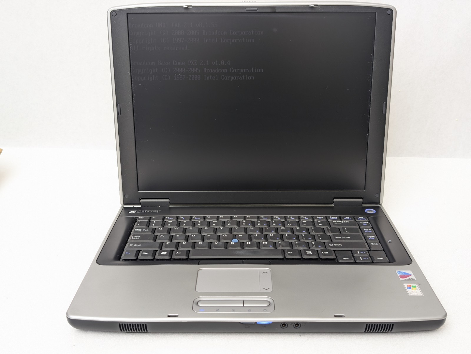 GATEWAY MA1 M460E Pentium M 512mb No HDD, OS, POWER ADAPTER Boots To BIOS