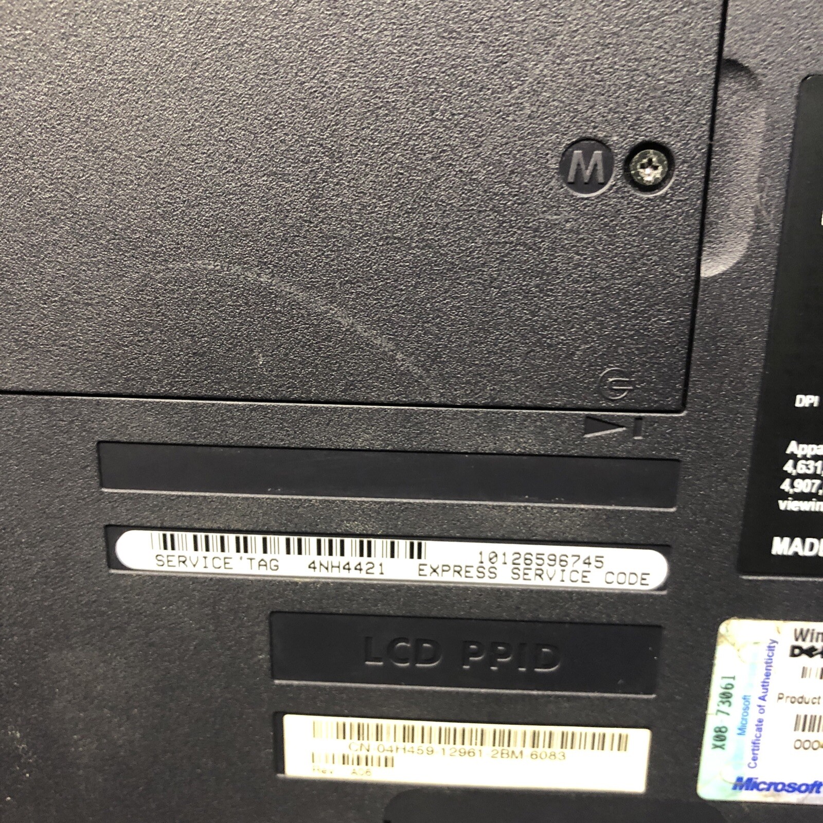 Dell inspirion 2650 laptop with bag and charger Pentium FOR parts