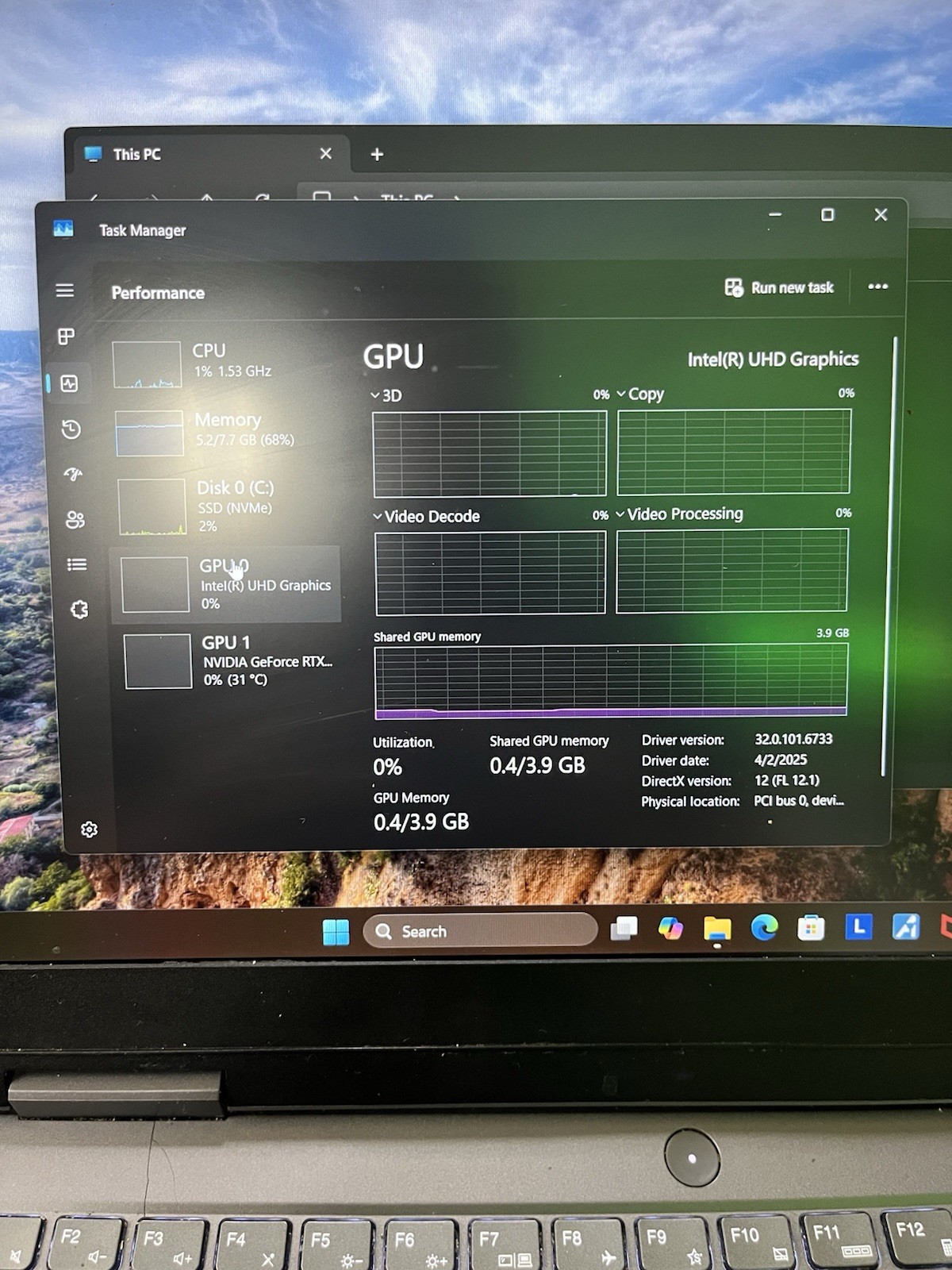 Lenovo LOQ 15IRH8 1TBSSD Intel Core i5-13420H 2.1GHz 8GB NVIDIA GeFORCE RTX 3050