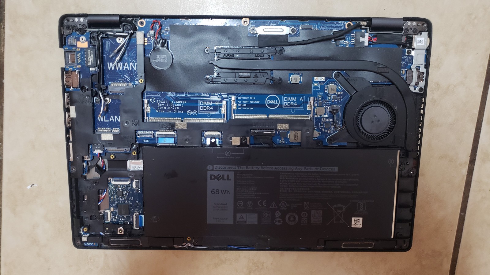 Dell Latitude 5400 Core i5-8365U 1.60GHz 8GB RAM No HDD/OS PARTS READ