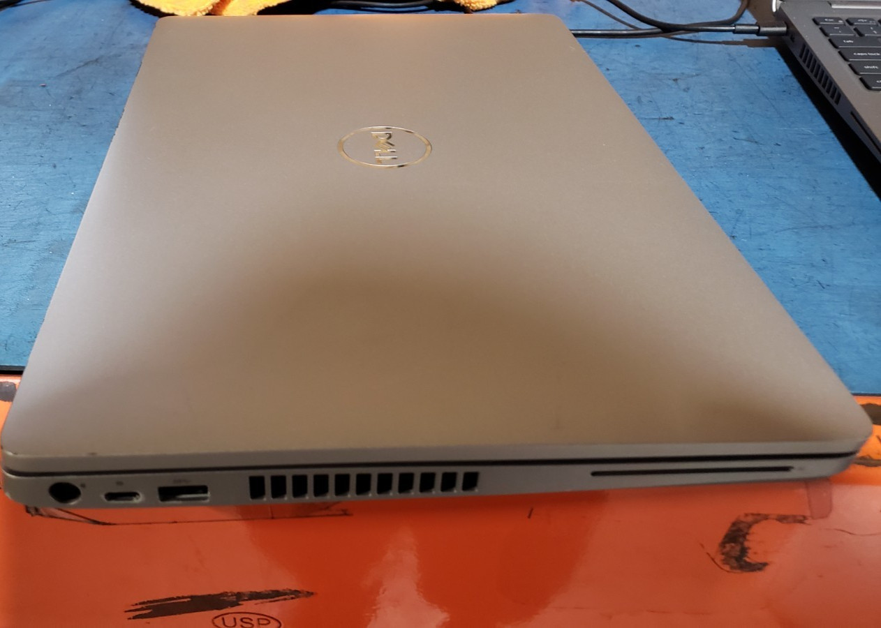 Dell Latitude i7- 5510 15.6″ Intel Core i7-10610U 1.80 GHz 32GB RAM 512GB NVME