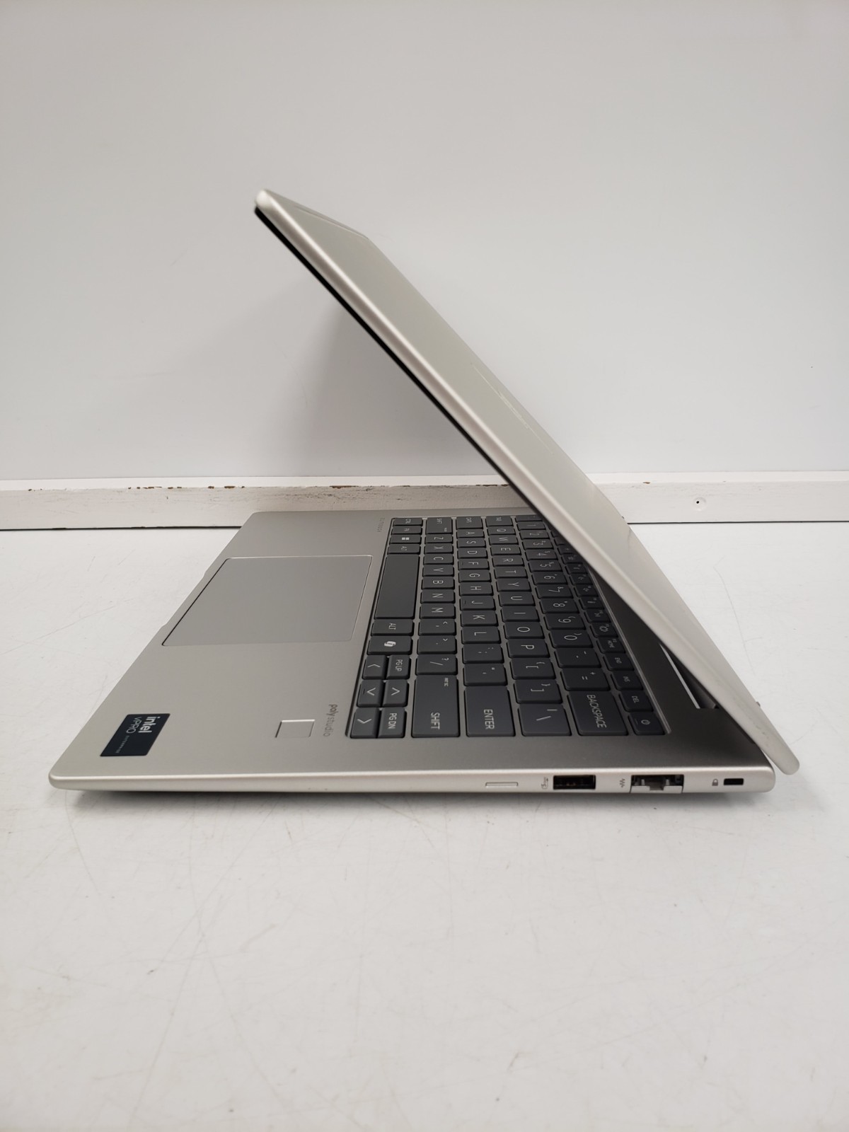 (86076-1) HP Elitebook 640 G11 Laptop