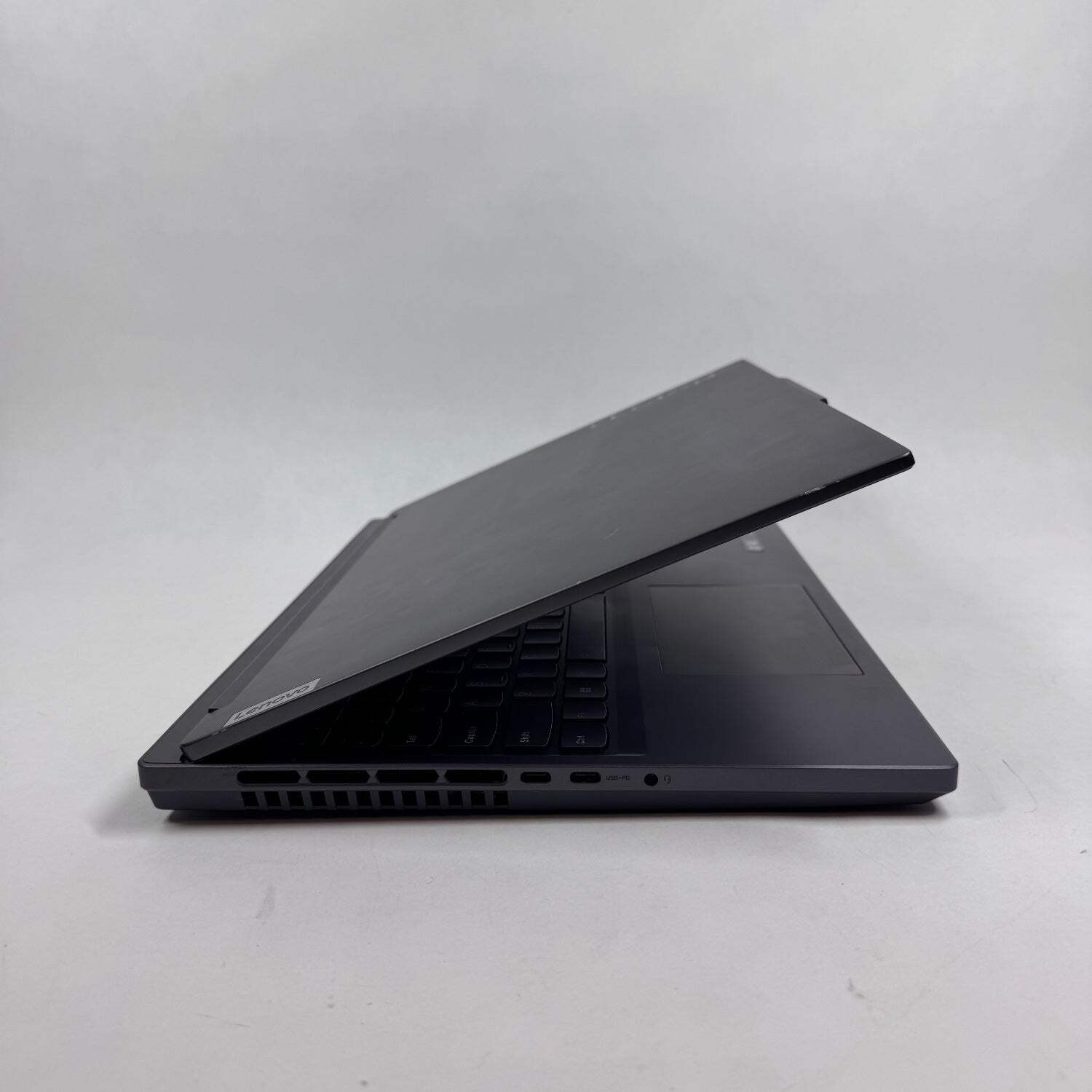 Broken Lenovo Legion Slim 5 15.6 Ryzen 5 7640HS 16GB 2TB RTX 4060 READ