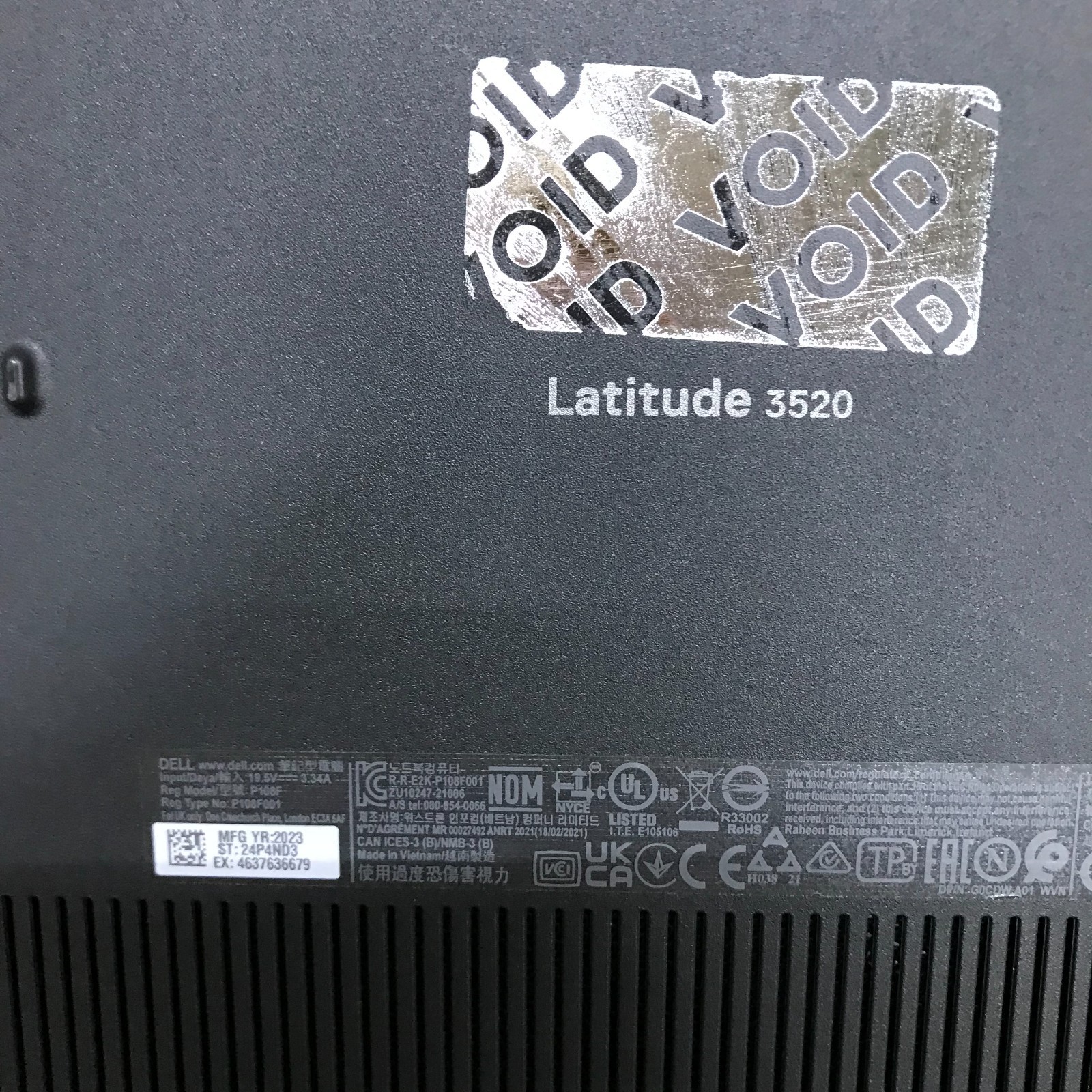 Dell Latitude 3520 15.6″ i5-1135G7 2.4GHz 8GB RAM 256GB SSD (Windows 11 Pro)