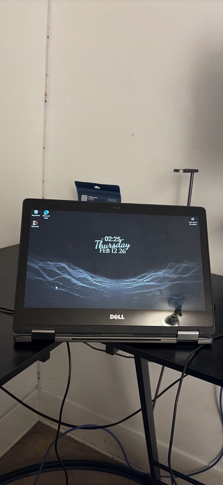 Dell Inspiron 7375 2-in-1 Laptop AMD Ryzen 5 8GB RAM 238GB SSD 13.3″ Touchscreen