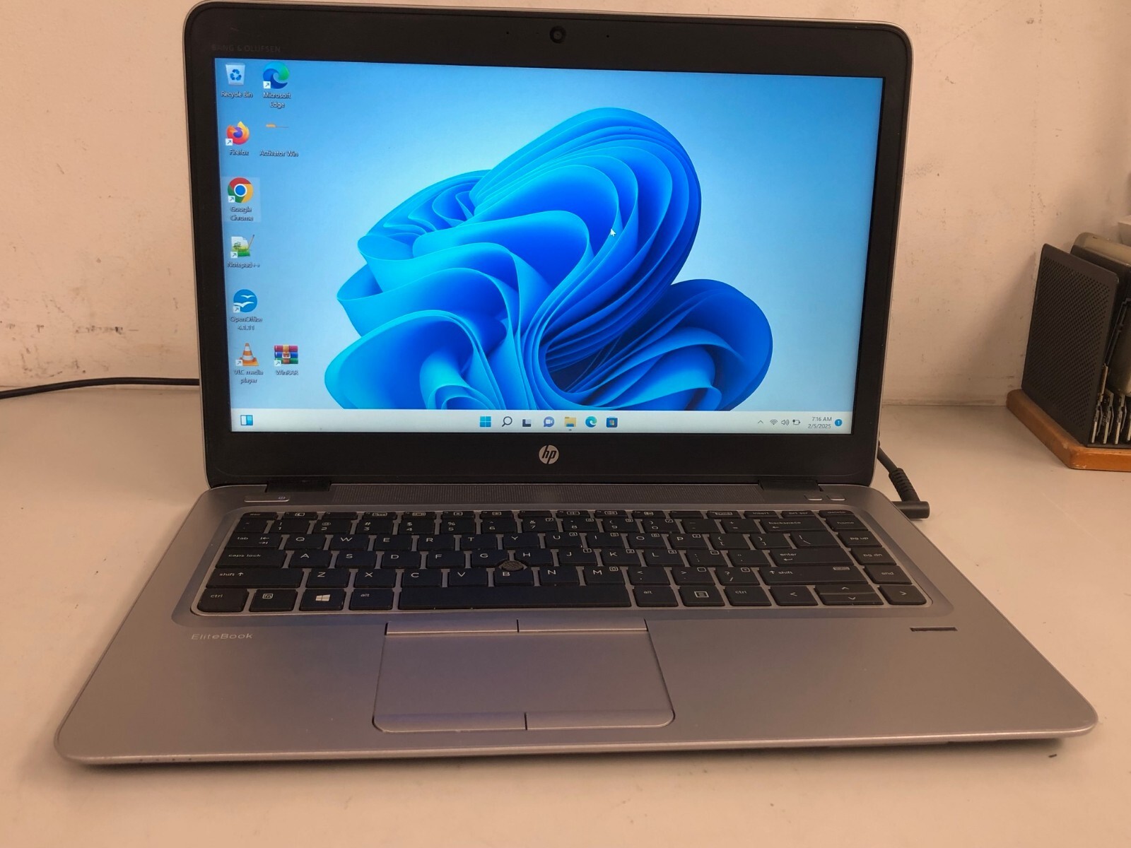 HP EliteBook 745 G3 AMD A10-8700B R6 8gb ram 240GB ssd w11p charger 5CG70231P0