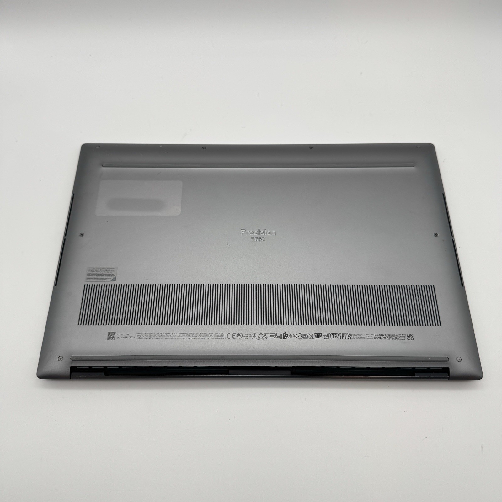 Dell Precision 5560 15.6″ FHD+ | i7-11800H 2.30GHz | Quadro T1200 | No RAM/SSD