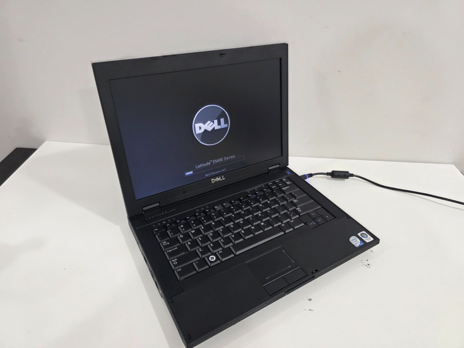 Vintage Dell Latitude E5400 Intel Core2 Duo CPU T7250 4GB 80GB HDD