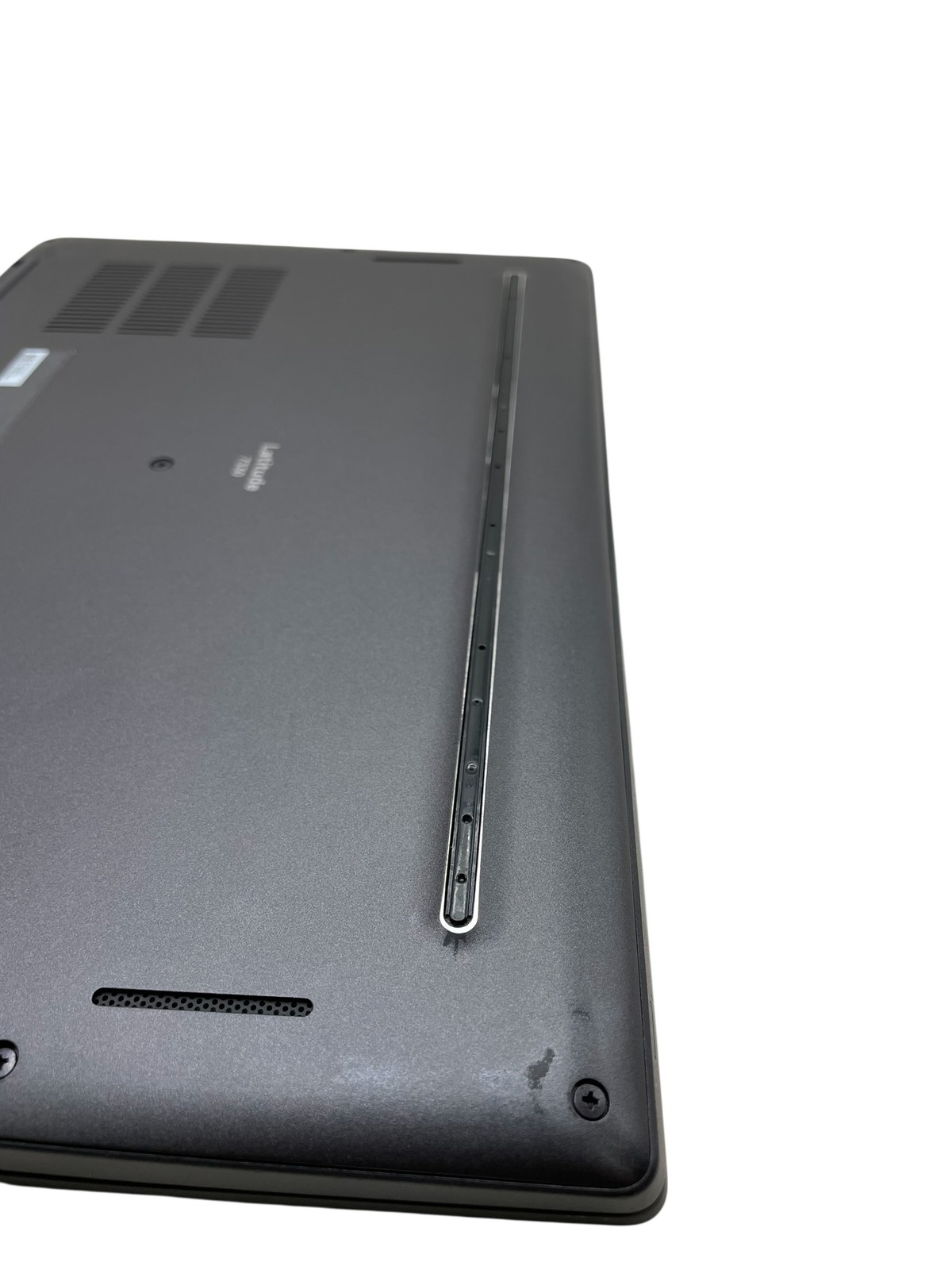 Dell Latitude 7330 13″- i5-1245U – 16GB RAM – 512GB SSD – Grade D