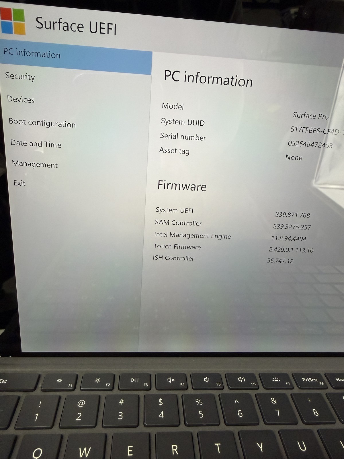 Microsoft Surface Pro 12.3in m3-7Y30 4GB 128GB NO OS READ