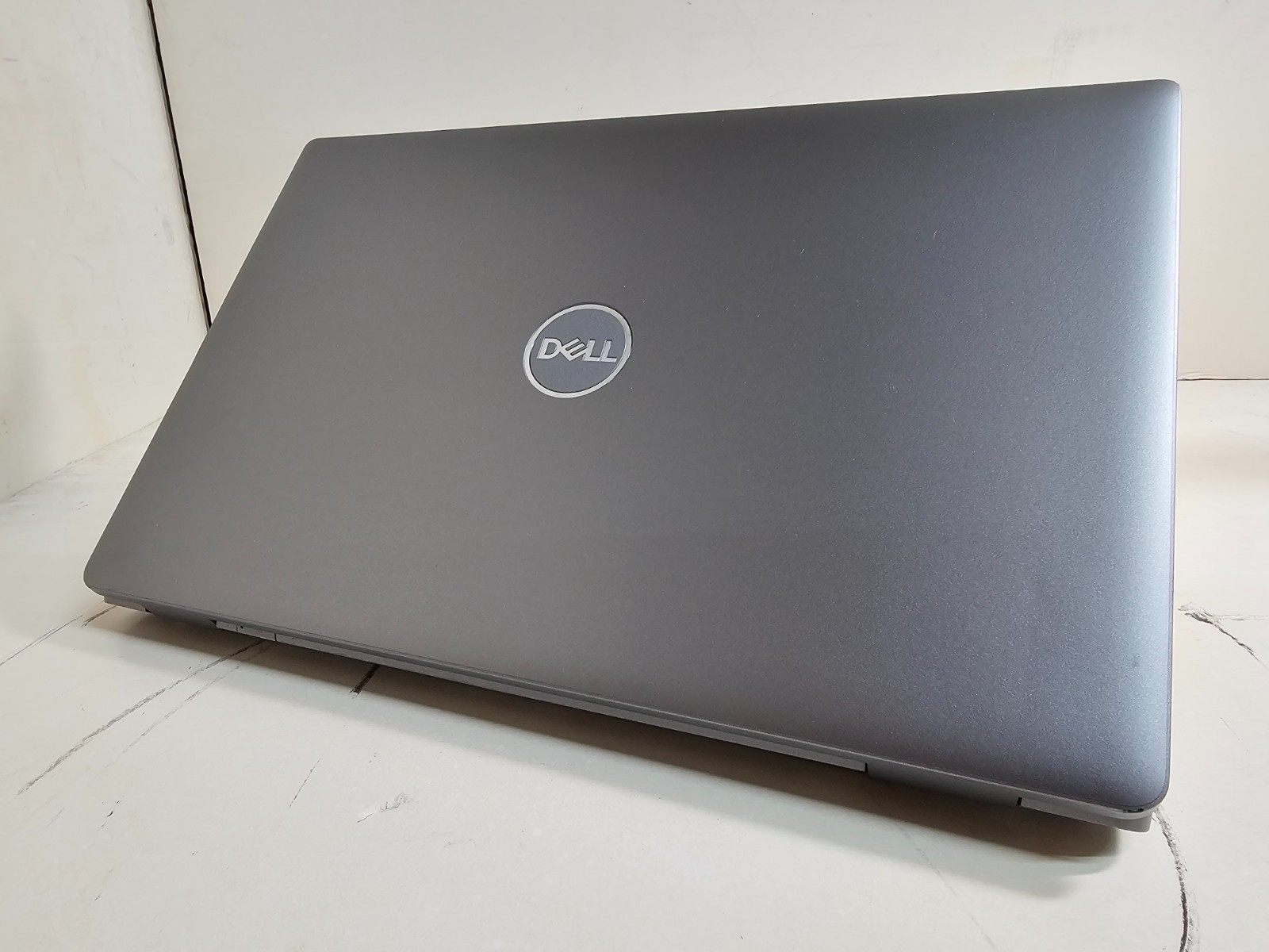Dell Latitude 5520 Laptop – 2.6 GHz i5-1145G7 16GB 512GB 15.6″ Touchscreen SP21