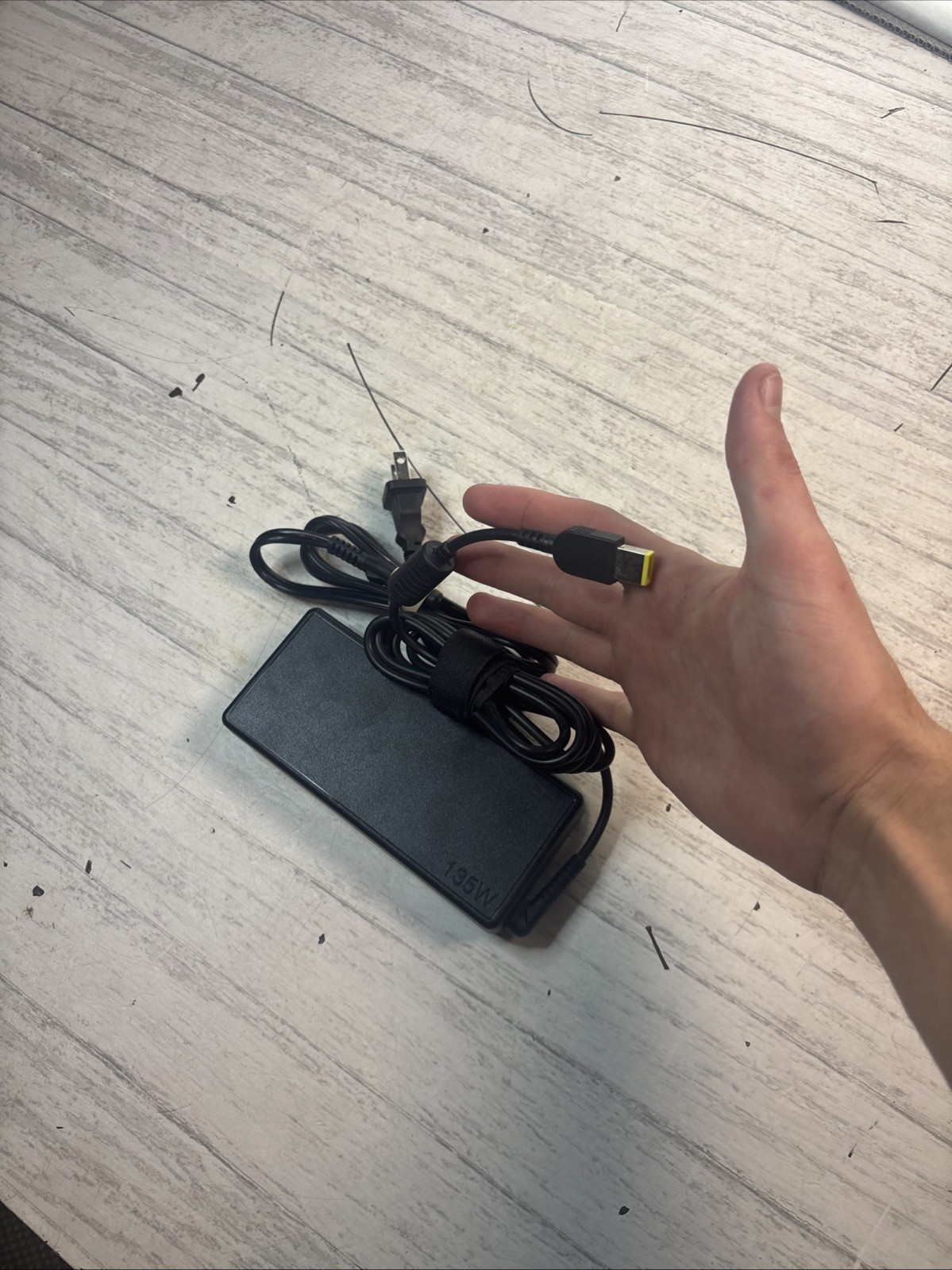 Lenovo 135W 20V 6.75A AC Adapter Charger ADL135NDC2A