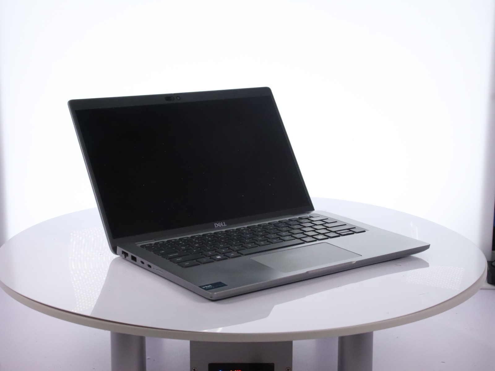 Dell Latitude 5450 Intel Ultra 5 135U 8GB RAM 256GB SSD WIN11P w/AC Adapter