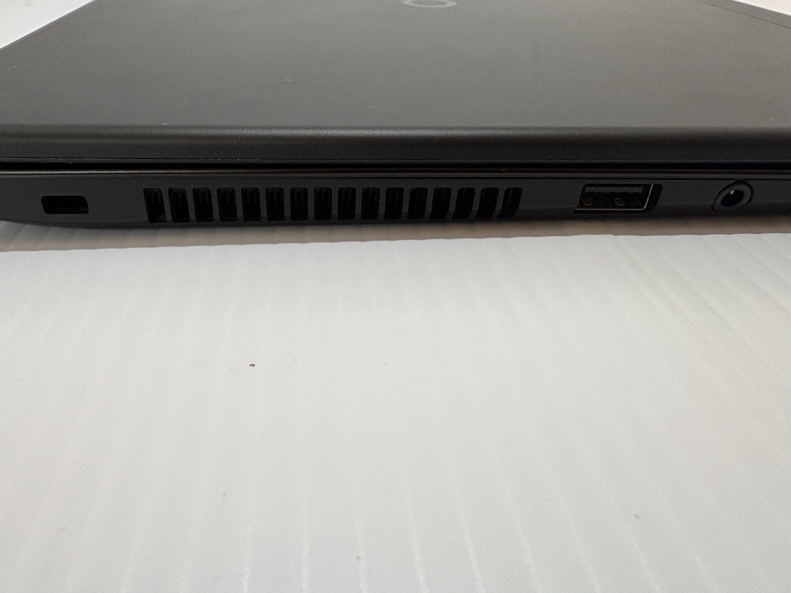 SONY VAIO SX14 i7-11th Gen 256GB SSD 16GB RAM 14-inch Screen Laptop Windows 11