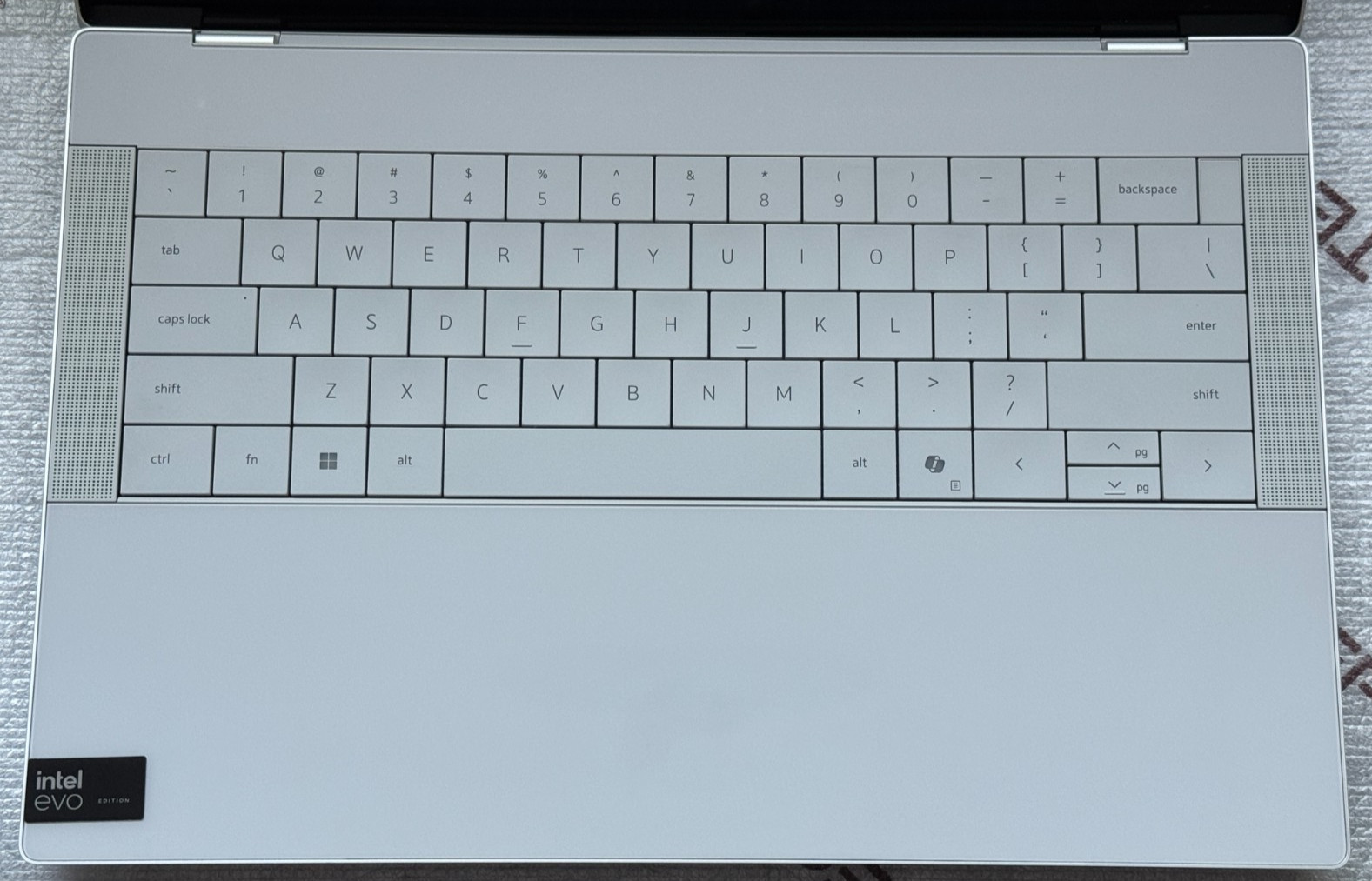 Dell XPS 14 9440 14.5″ 3.2K OLED Touch Laptop Core Ultra 7 155H 32GB RAM 1TB SSD