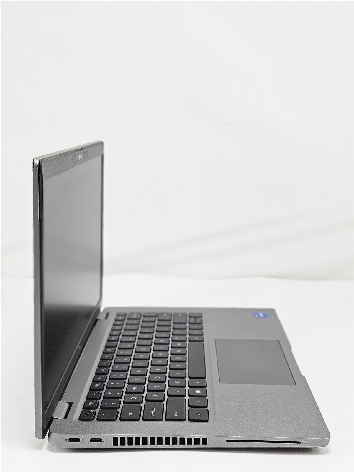 Dell 14″ Latitude 5430 P137G Intel Core i7-1265U 16GB 512GB SSD Gray No OS