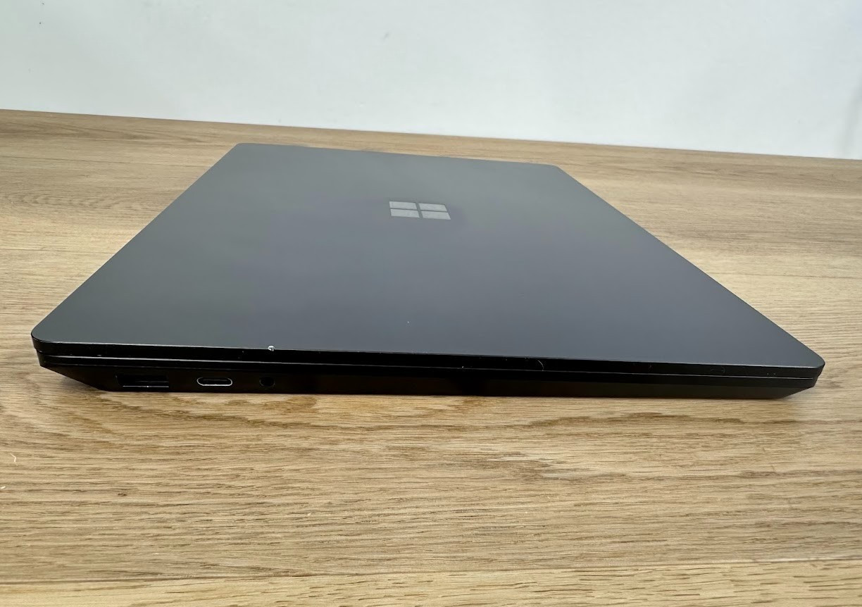Microsoft Surface Laptop 6, Core Ultra 5 135H, 16GB, Intel Arc Graphics, 512 GB