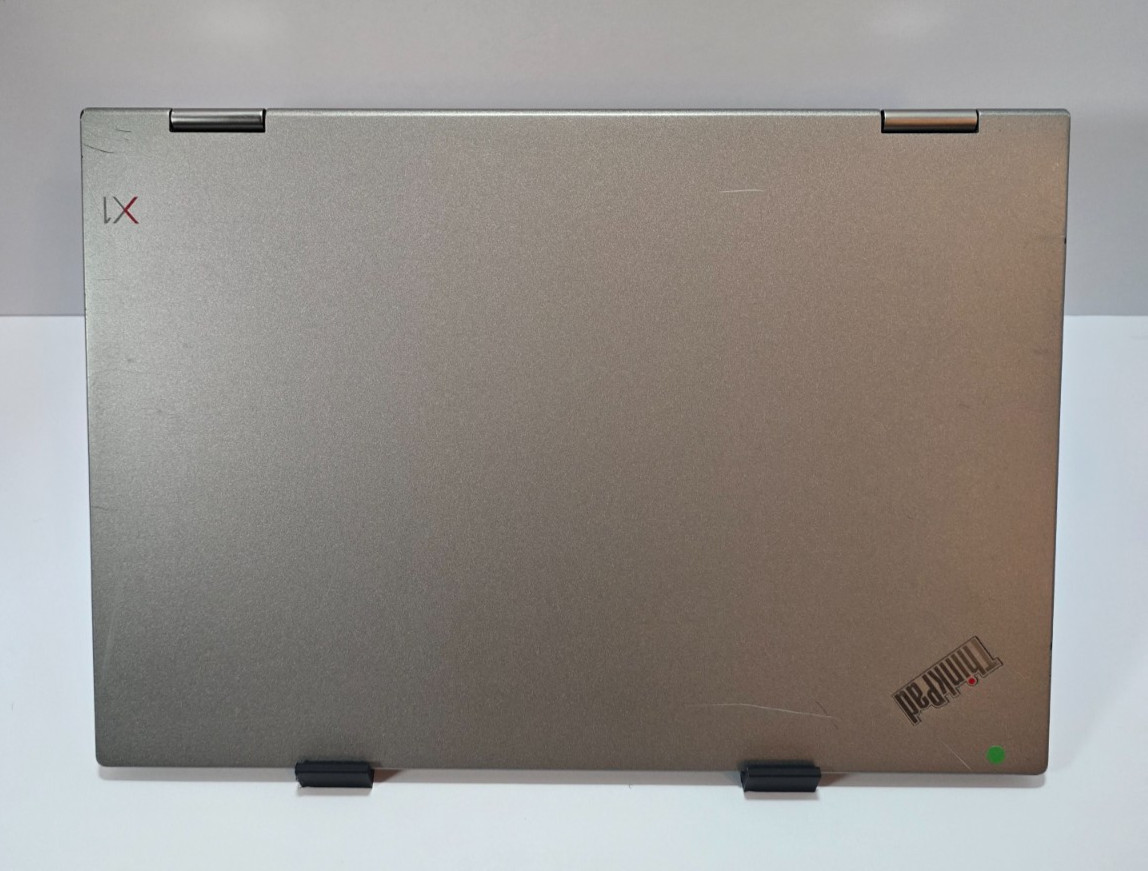Lenovo ThinkPad X1 Yoga 3rd Gen i7-8650U, 16GB RAM, 512GB NVMe SSD, Charger