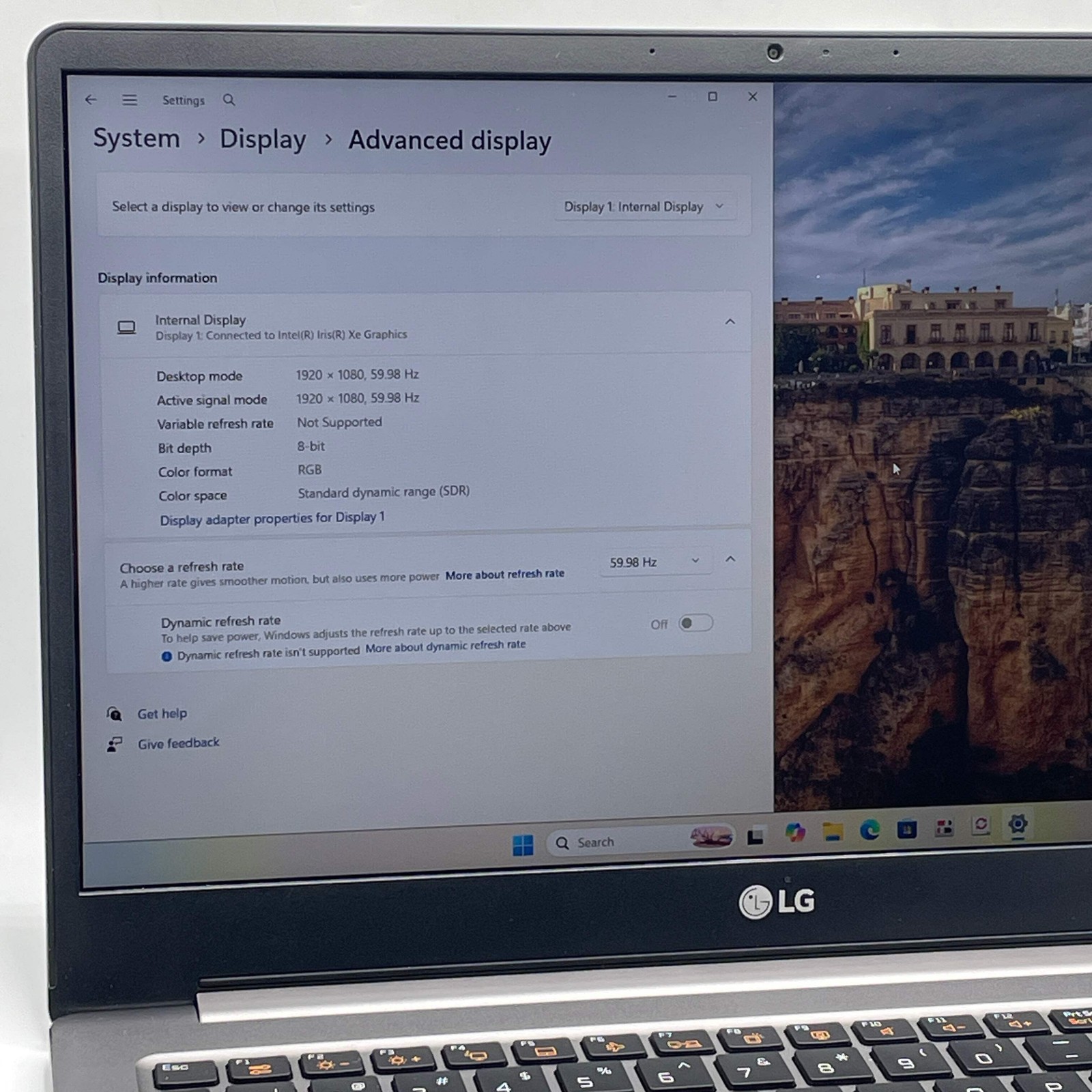 LG UltraPC 15 15U70P 15.6″ i7-1165G7 2.8GHz 16GB RAM 512GB SSD GeForce GTX 1650