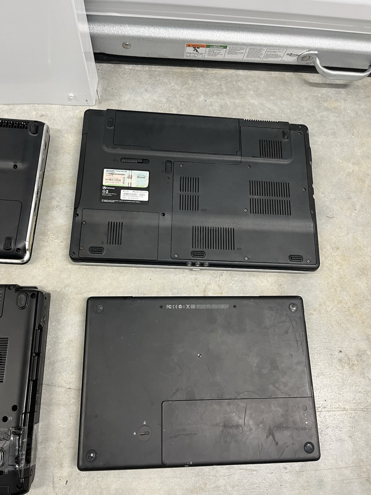 Lot of 5 Mixed Brand Laptops | Apple, Gateway, HP, Dell | Read Description
