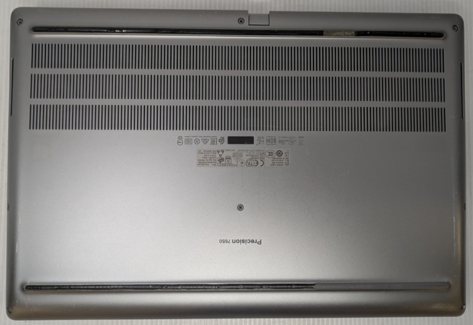 Dell Precision 7550 15.6″ i9-10885H 2.40GHz 32GB 512GB SSD W11P T1000 CHK1Q73