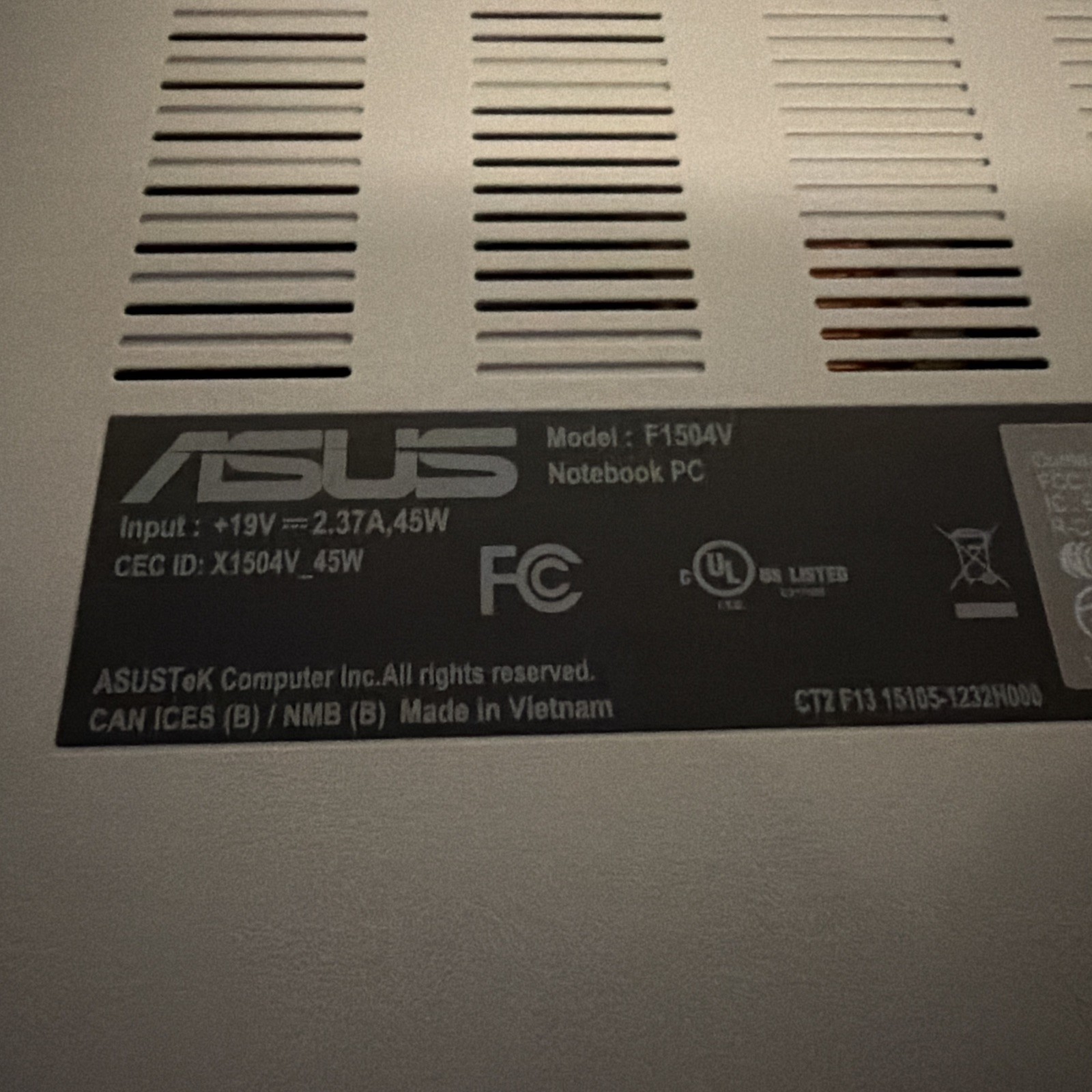 asus vivobook 15 F1504v