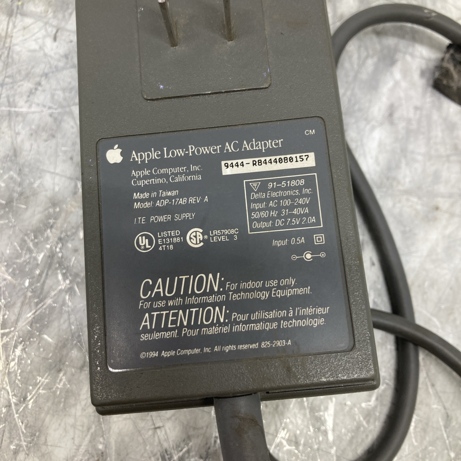 Apple Inc. PowerBook 150 Laptop Computer Notebook Vintage untested no power