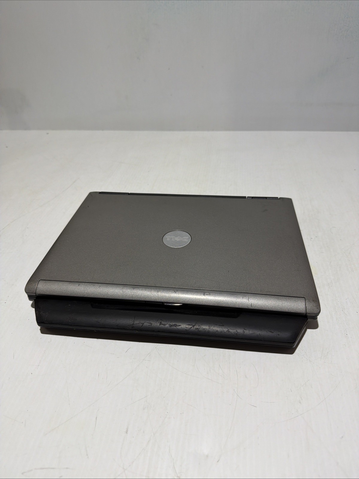 Dell Latitude D430 12″ Laptop Core 2 Duo 1.5gb Ram No Drives Boots Bios NO P/S