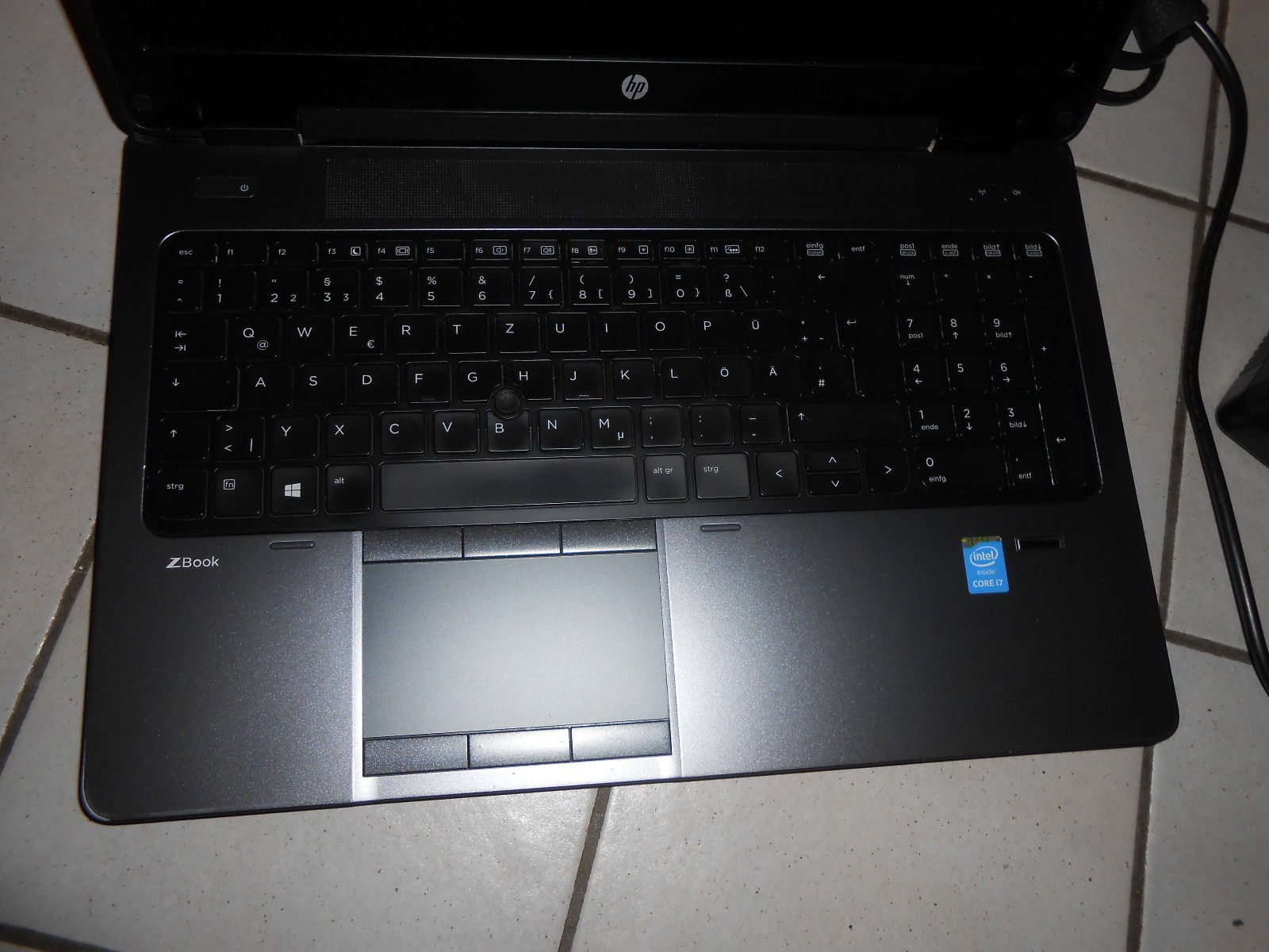 HP ZBook 15 G2 i7-4710MQ 24GB 256GB SSD FullHD nVidia Quadro K1100M Linux Mint
