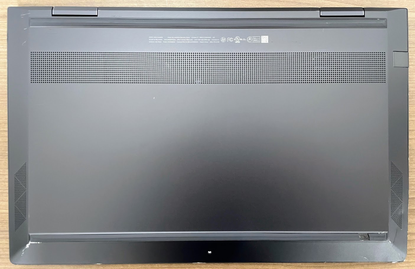 HP ENVY x360 2-1 Touch 15.6 W11H AMD Radeon AMD Ryzen 5 2.4Ghz 8gb RAM 256gb SSD