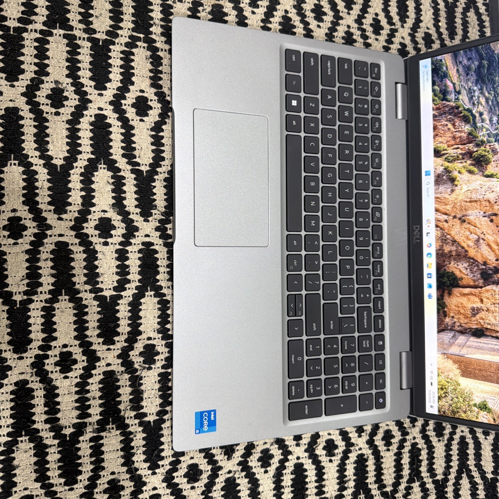 Dell Latitude 5520 15″ i5-1145G7@2.6GHz, 8GB RAM, 256GB M2, Win 11 Pro