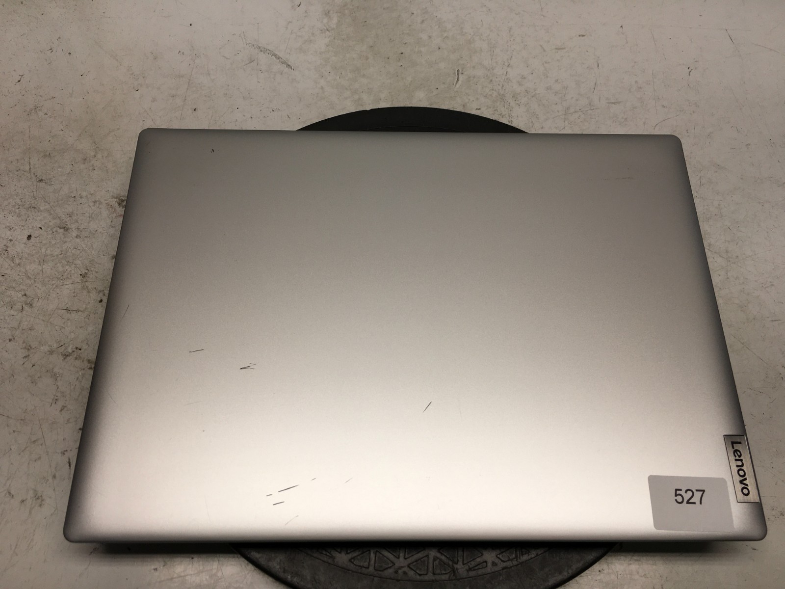 Lenovo IdeaPad Slim 1-14AST-05 AMD A6-9220E 1.6GHz 4 GB 64 GB EMMC
