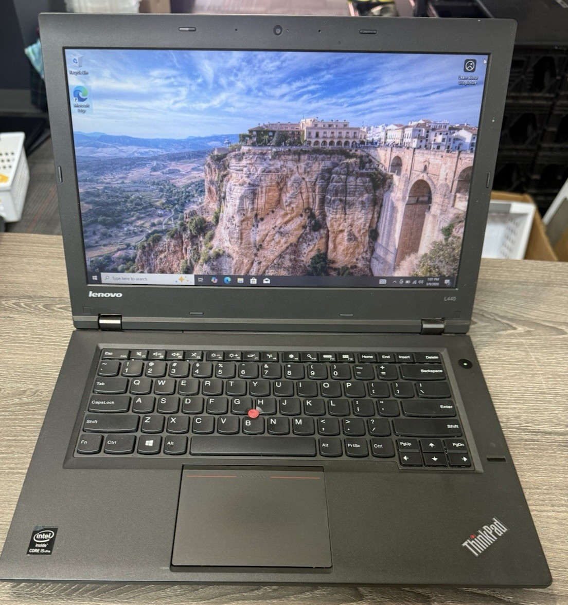 Lenovo ThinkPad L440 Laptop (Intel i5, 4GB RAM, 500GB HDD, Windows 10 Pro 2.6ghz