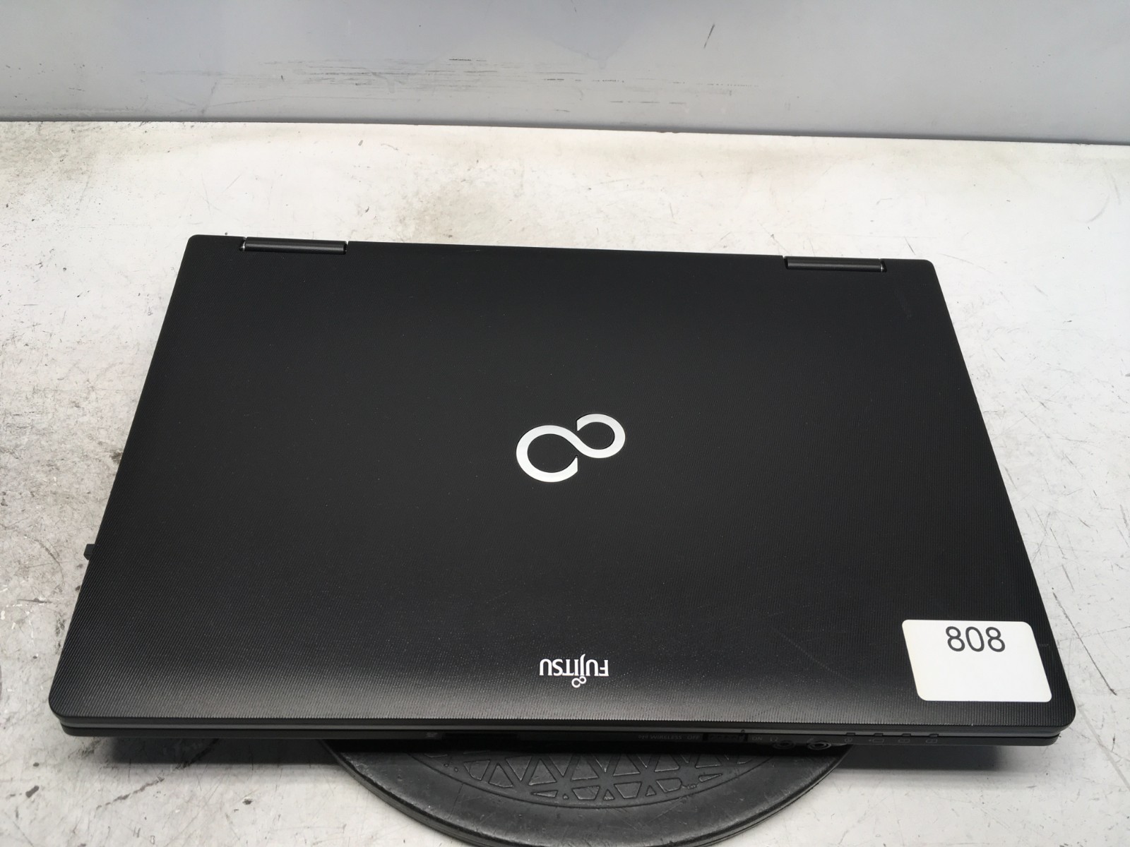 Fujitsu LifeBook E752 Intel i5-3340M 2.7GHz 4 GB NO HDD