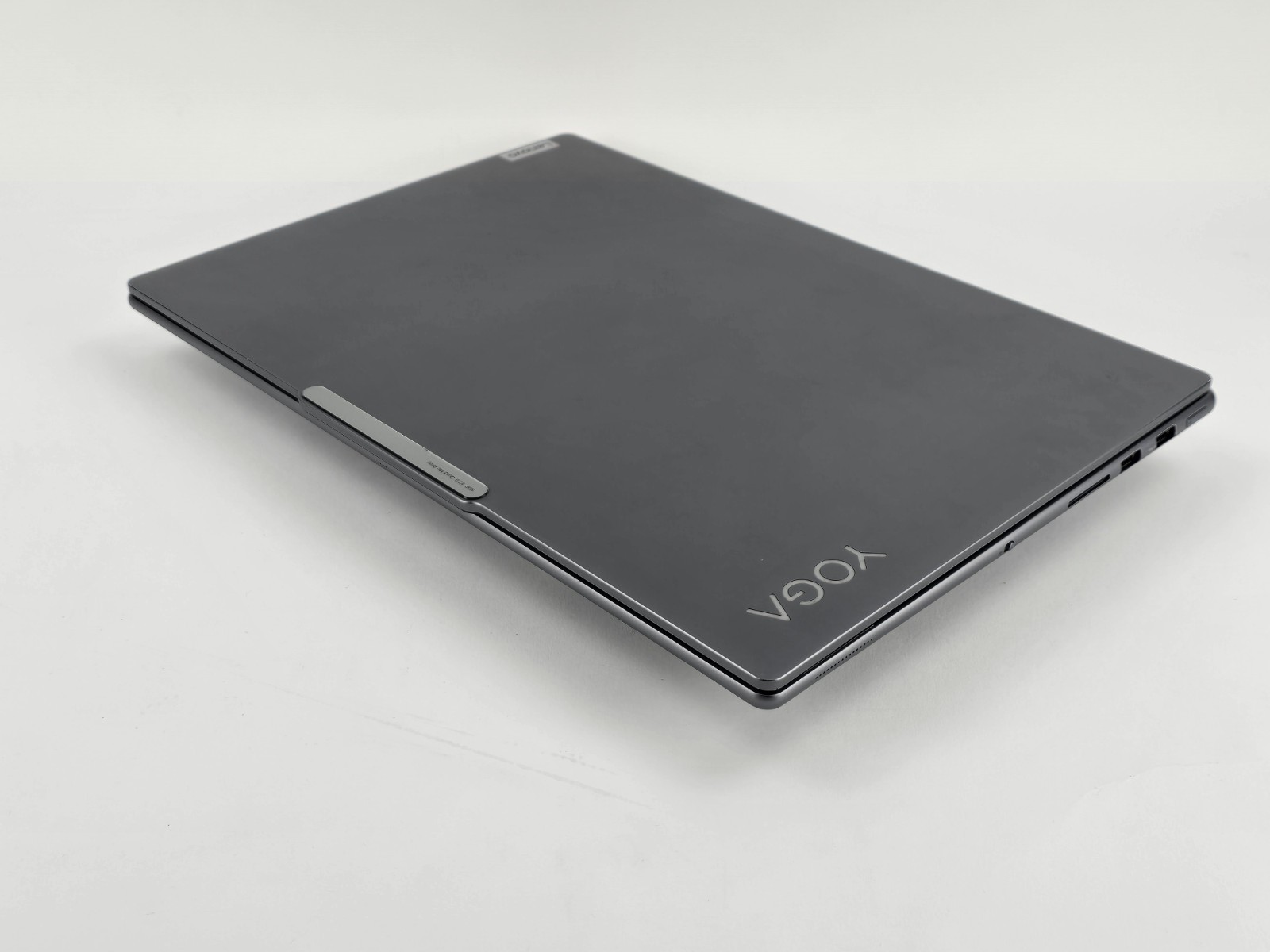 Lenovo Yoga Pro 9i 16″ 3.2K Ultra 9 185H 32GB 1TB SSD RTX 4050 – Used – READ