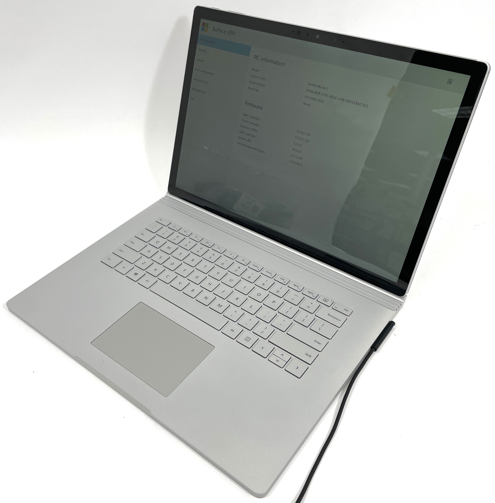 Microsoft Surface Book 3 1900 Laptop i7-1065G7 256GB SSD 16GB RAM 1660 Ti -No OS
