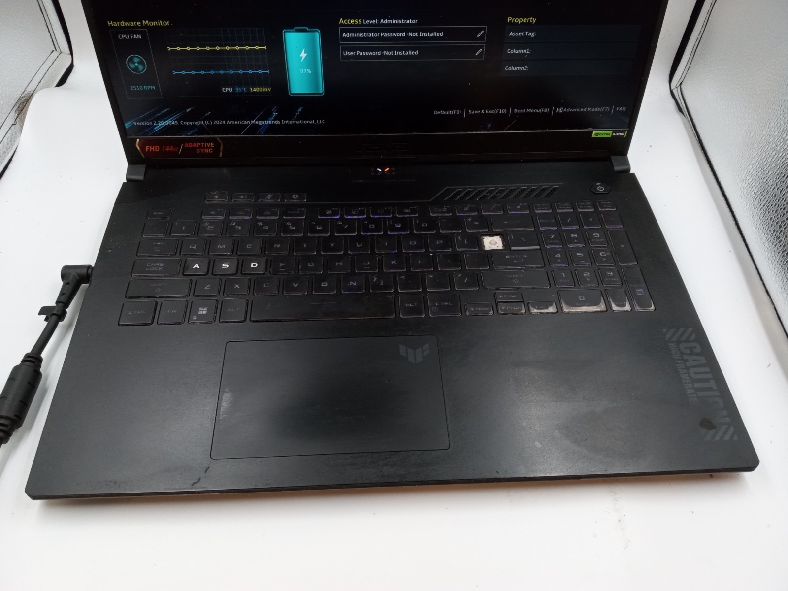 Asus TUF Gaming A17 FA707XU 17.3″ AMD Ryzen 9 7940HS Radeon 780M -BOOTS -READ!!