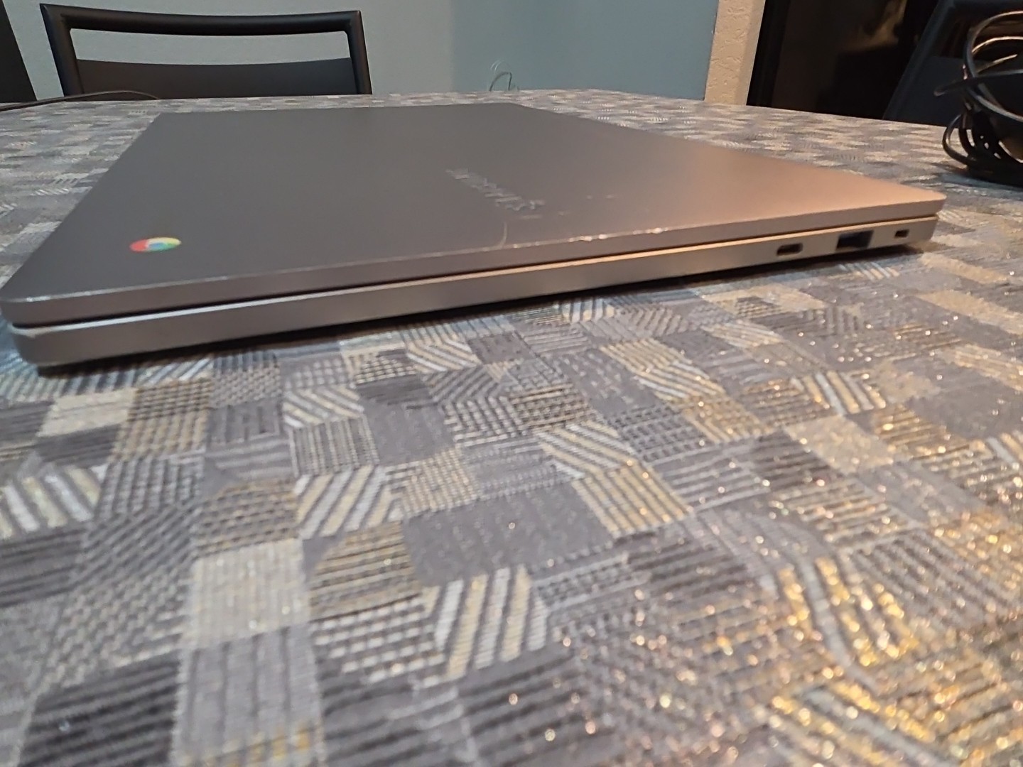 Samsung Chromebook 15.6″ 64GB, Intel Celeron N4000, 4GB Silver XE350XBA- Used