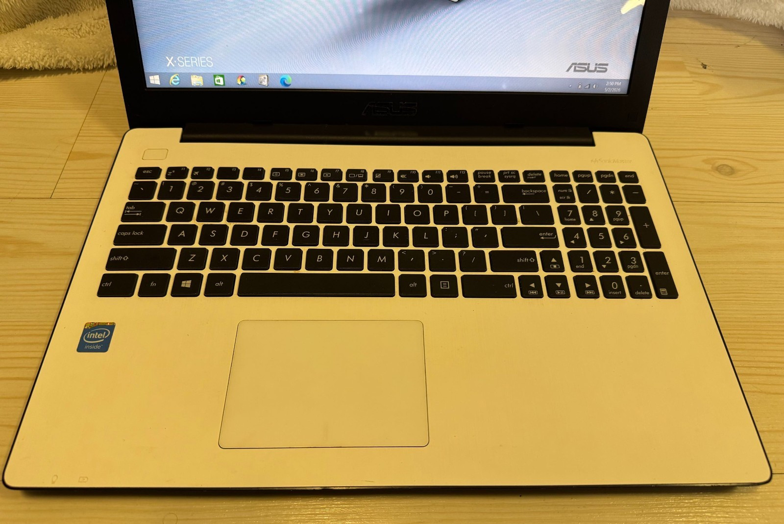 ASUS D553M Laptop 15.6″ Intel Celeron N2830 2.16GHz 4GB RAM 64GB SSD Windows