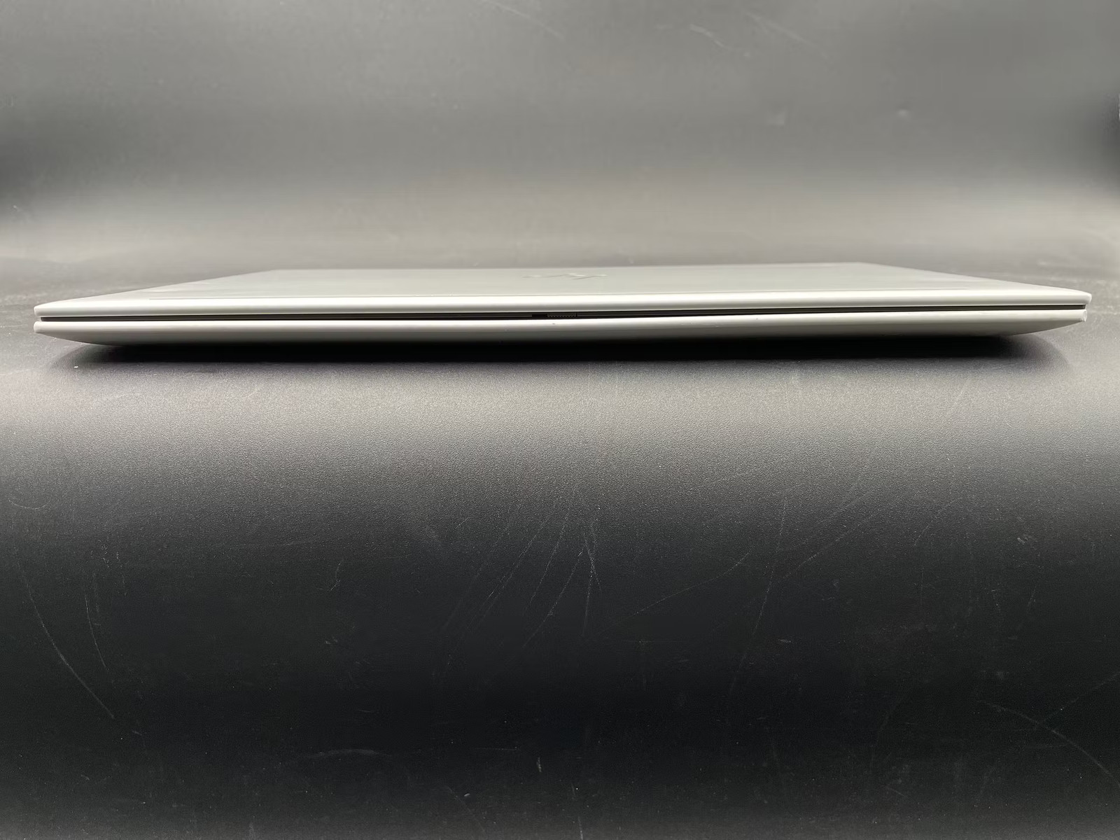 HP EliteBook 860 G9 Used 16″ (i5-1245U-16GB-256GB NVMe)