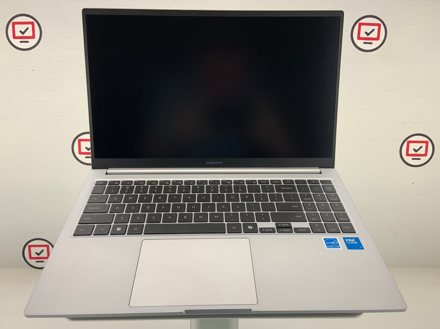 Samsung Galaxy Book4 15.6″ FHD Laptop Intel Core 7 150U, 16GB, 512GB SSD, Win11