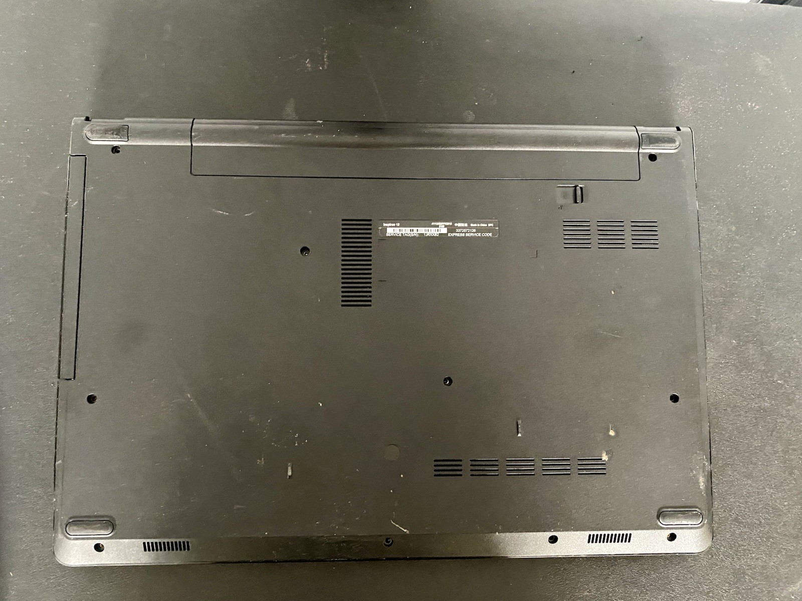 Lot of 7 Computer Laptops/Desktop for Parts/Repair Apple Ipad HP Dell Compaq